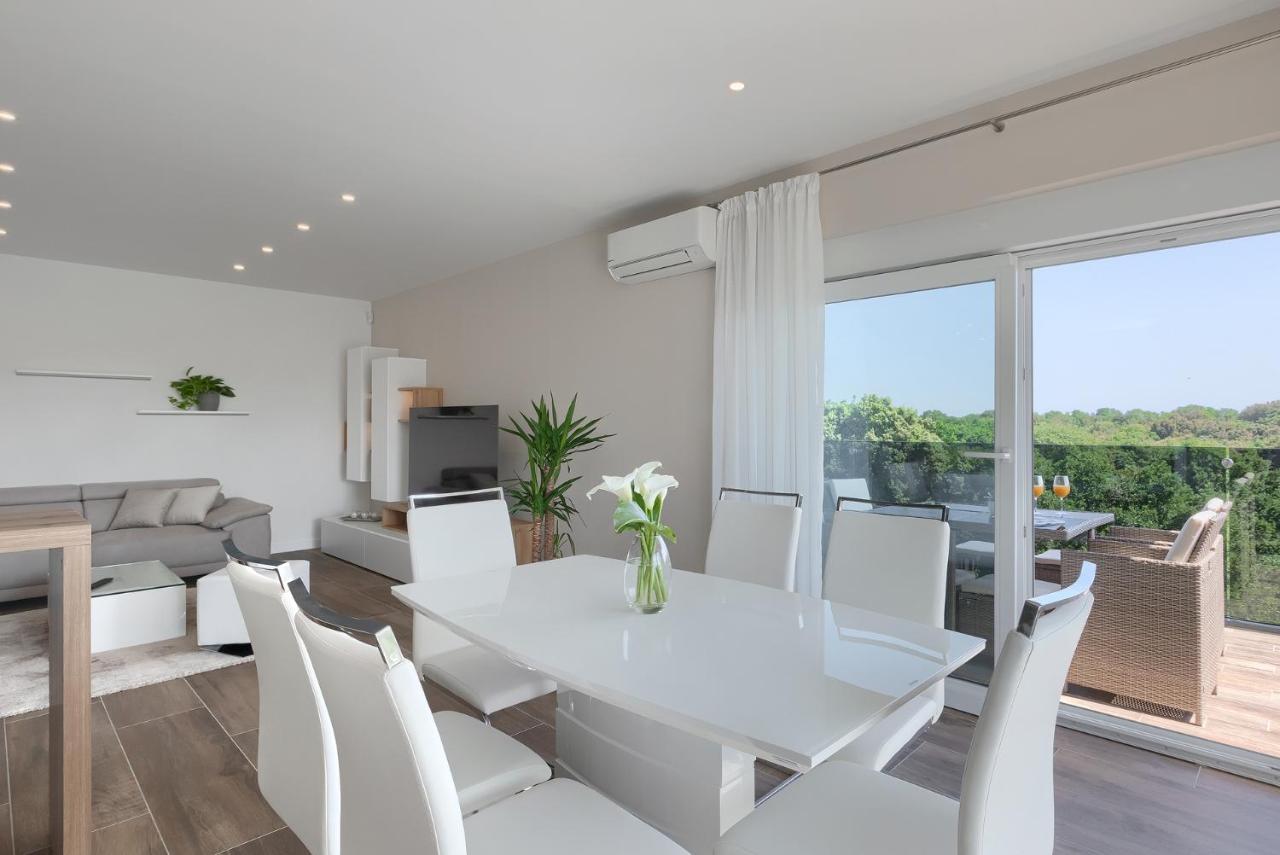 Exclusive apartments Ellen&Micol Pjescana Uvala Extérieur photo