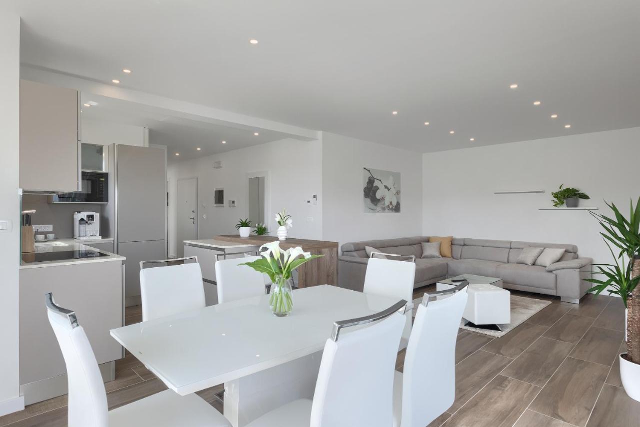 Exclusive apartments Ellen&Micol Pjescana Uvala Extérieur photo